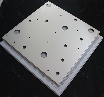 Nowoczesny, perforowany system antywłamaniowy z aluminiowym ocynkowanym sufitem 595x595mm