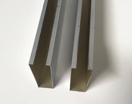 Poliestrowa powłoka rolkowa Liniowy metalowy sufit Sufitowy sufit aluminiowy