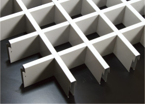 Sufit kwadratowy / prostokątny Kratka Kratka metalowa / Kratka sufitowa z aluminium