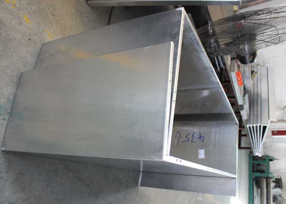 Metalowe panele ścienne o wymiarach &amp;quot;cut to size&amp;quot; z systemem podwieszanej stali galwanizowanej ze stali miękkiej