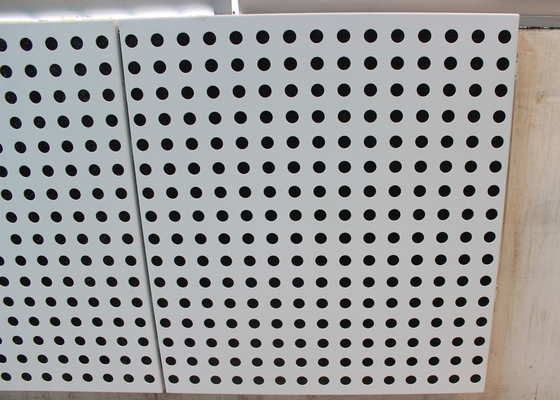 Wysokowytrzymałe perforowane aluminiowe panele ścienne z akustycznym podłożem