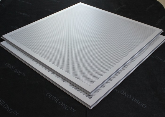 T 15 Dopasowane aluminium 595 x 595 mm lub stalowe w płytkach sufitowych perforowanych lub zwykłych białych