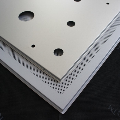 Perforowane systemy CNC w płytkach sufitowych 600x600mm Fałszywy panel sufitowy RAL9010