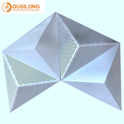 Dekoracyjny dociskany klips zatrzaskowy w suficie 3D Triangle Akustyczny specjalny projekt Zawieszony metalowy panel
