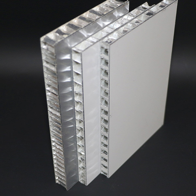 Grubość 20 mm Aluminiowy panel o strukturze plastra miodu, 10 mm metalowa rura warstwowa typu sandwich