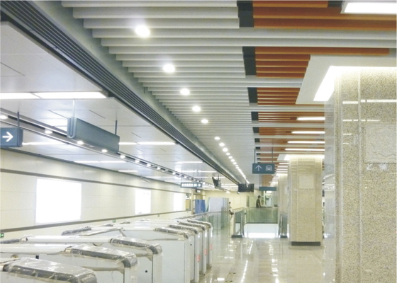 Łatwa instalacja komercyjnych płytek sufitowych / dekoracyjny panel liniowy Tegular